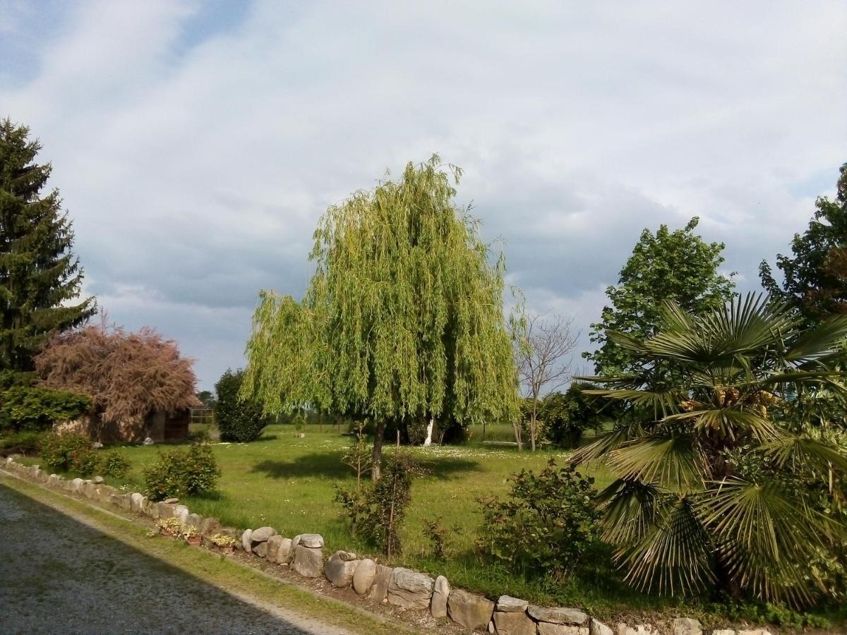 B&B Cascina Dell'Eco Busca Exterior foto